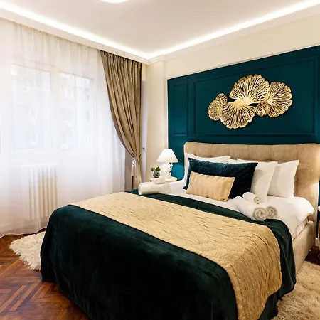 Emerald Oasis Apartament *