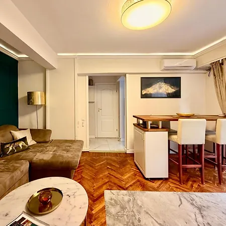 Emerald Oasis Apartment Bucharest