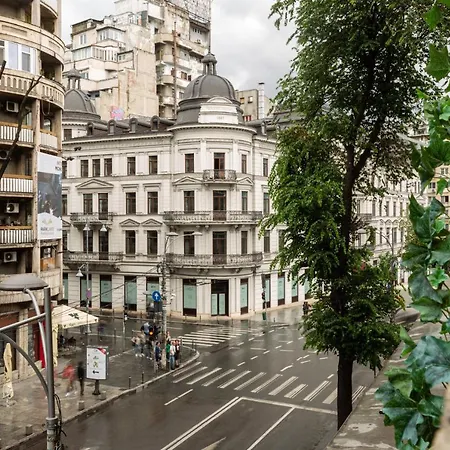 Emerald Oasis Apartment Bucharest