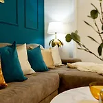 Emerald Oasis Apartment Bucharest