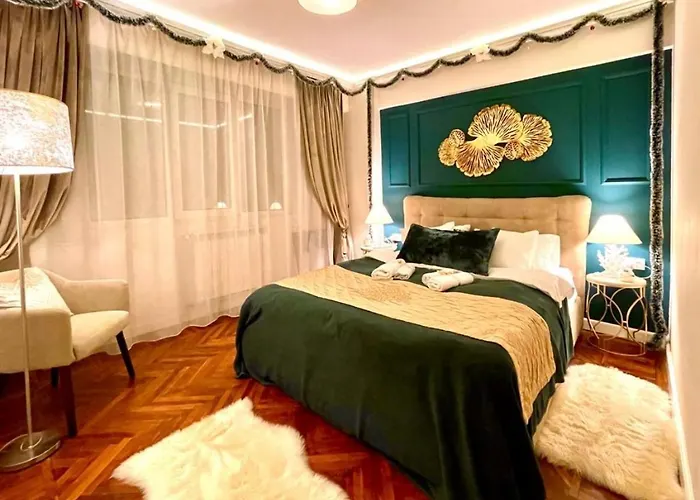 Emerald Oasis Lejlighed *